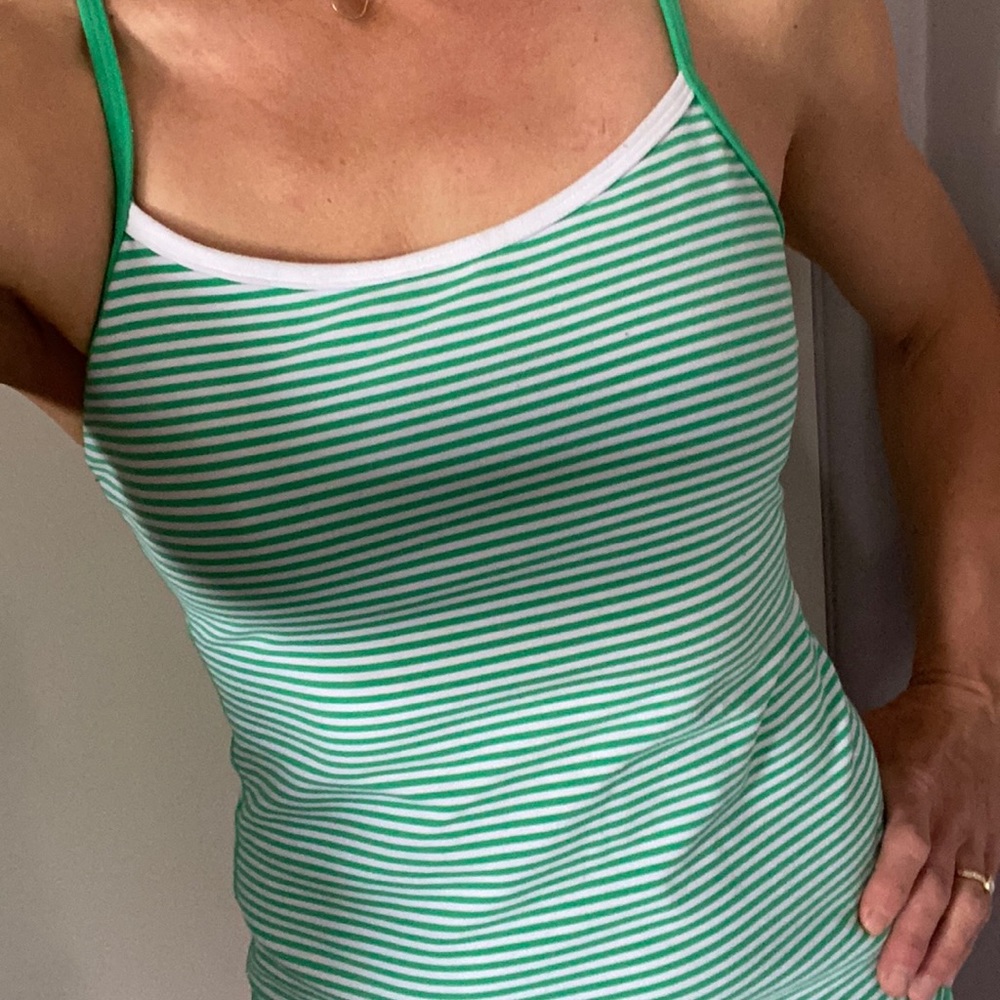 Lululemon workout top
